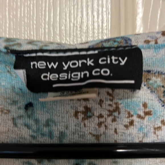 Women ruffle front shirt in blue,cream, navy snd brown - Picture 2 of 3